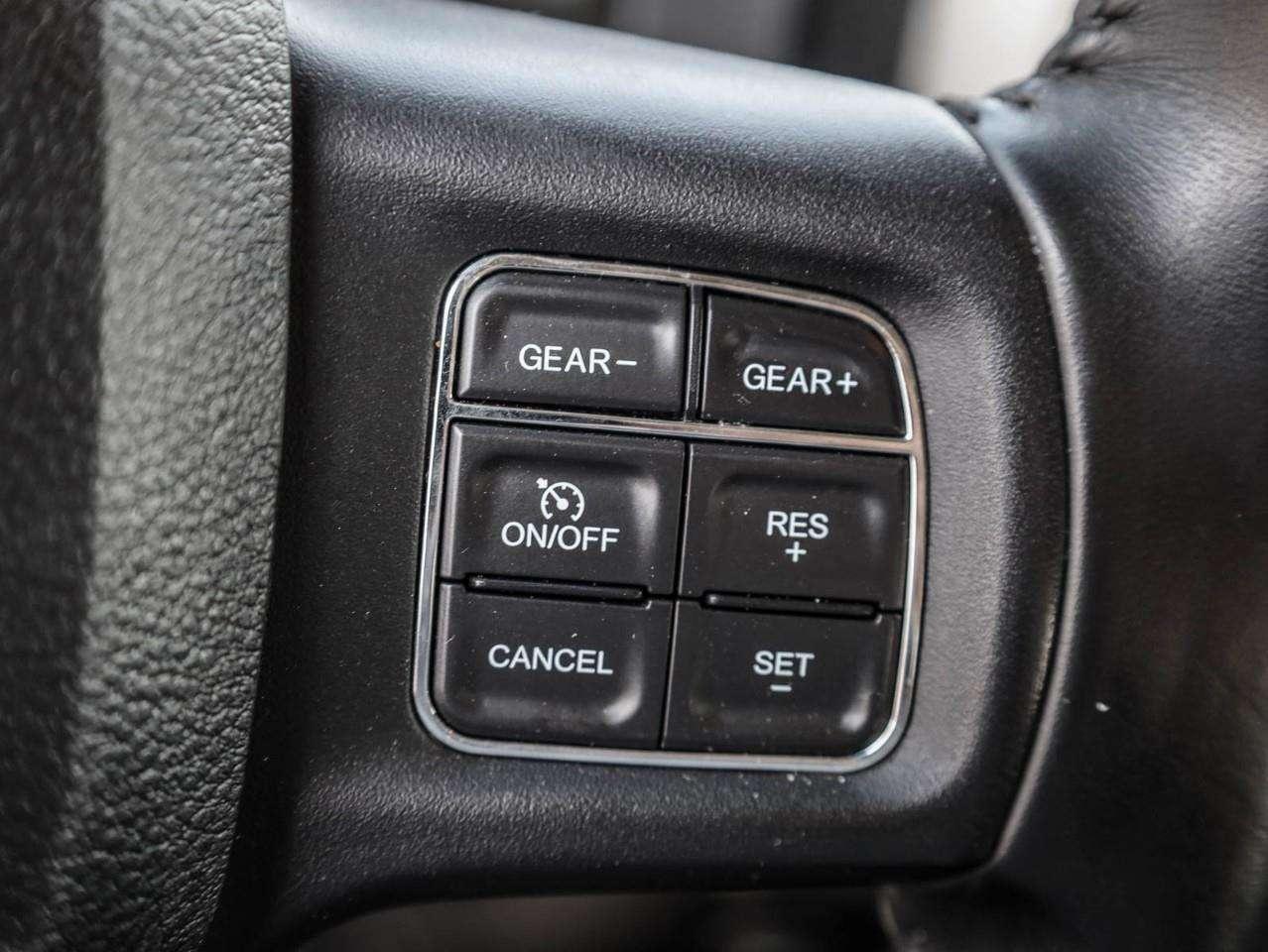 2020 RAM 1500 SLT CLEAN ACCIDENT REPORT! Photo