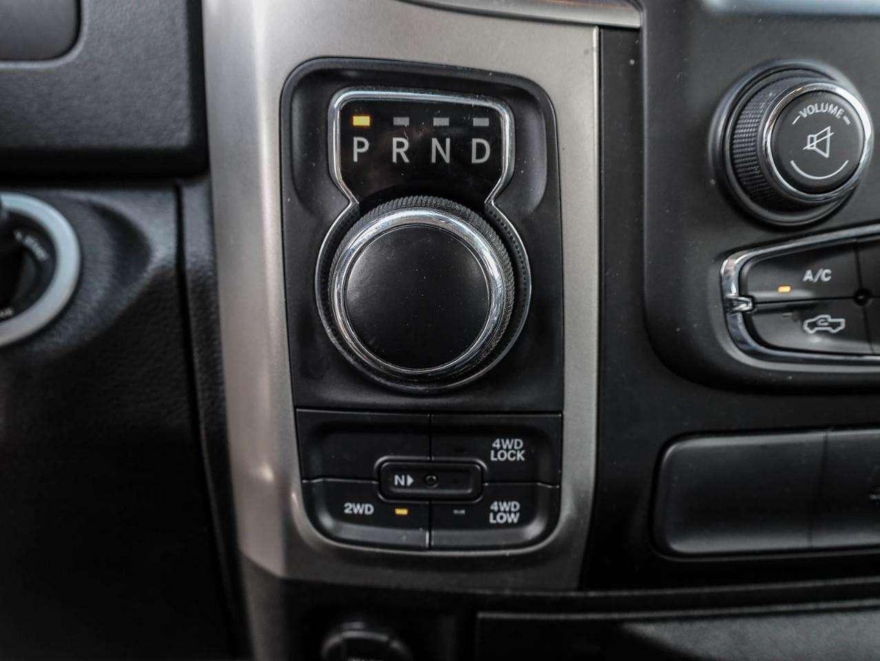 2020 RAM 1500 SLT CLEAN ACCIDENT REPORT! Photo