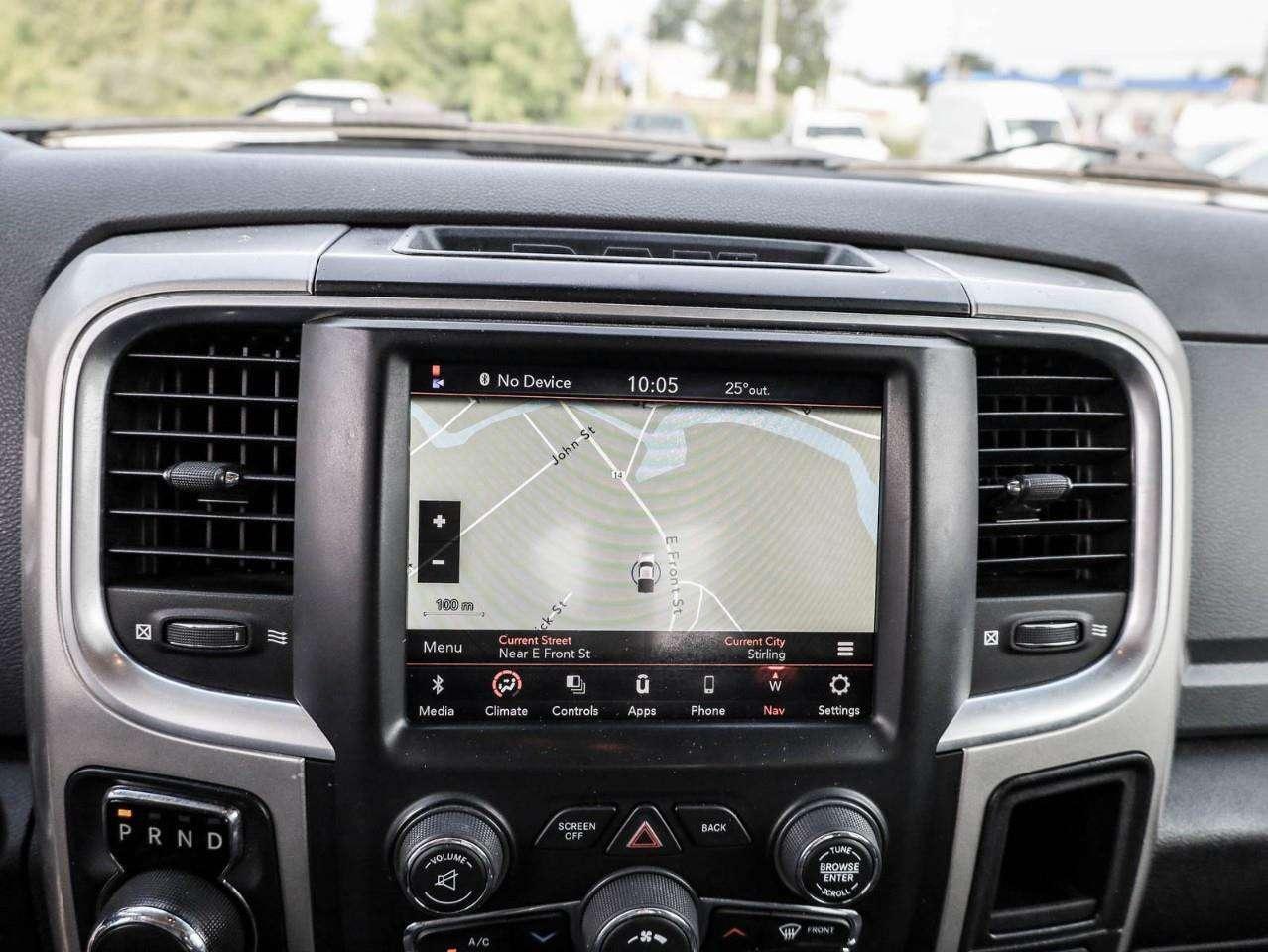 2020 RAM 1500 SLT CLEAN ACCIDENT REPORT! Photo