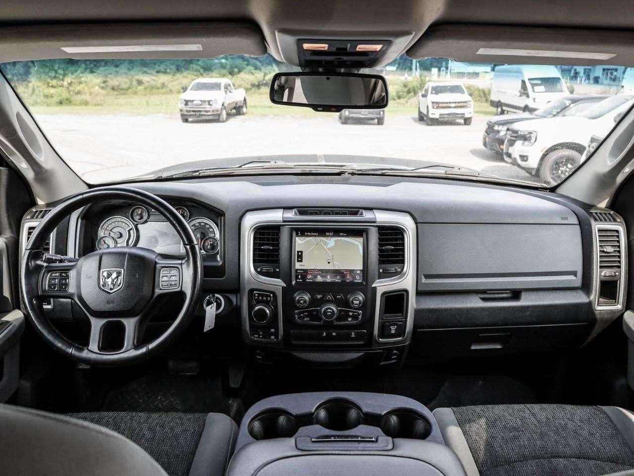 2020 RAM 1500 SLT CLEAN ACCIDENT REPORT! Photo