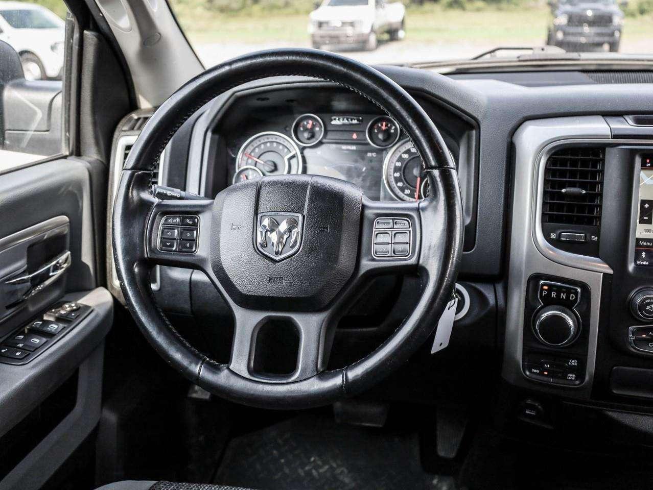 2020 RAM 1500 SLT CLEAN ACCIDENT REPORT! Photo