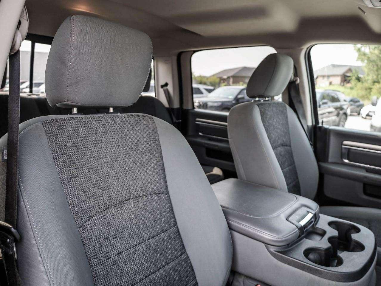 2020 RAM 1500 SLT CLEAN ACCIDENT REPORT! Photo