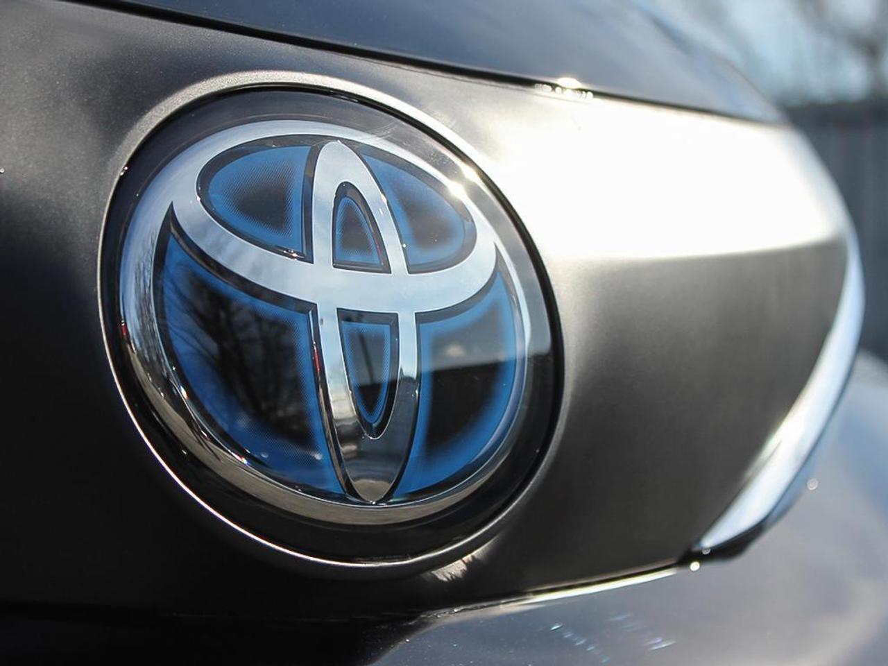 2026 Toyota Sienna XSE 7-Passenger 4dr All-Wheel Drive Passenger Van Photo