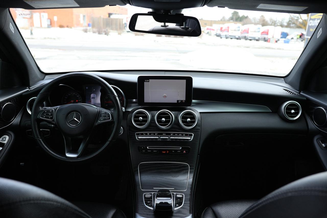 2019 Mercedes-Benz GLC-Class GLC300-4MATIC-AMG/NAV/B CAM/PANOROOF/BLIS/P SENSOR Photo