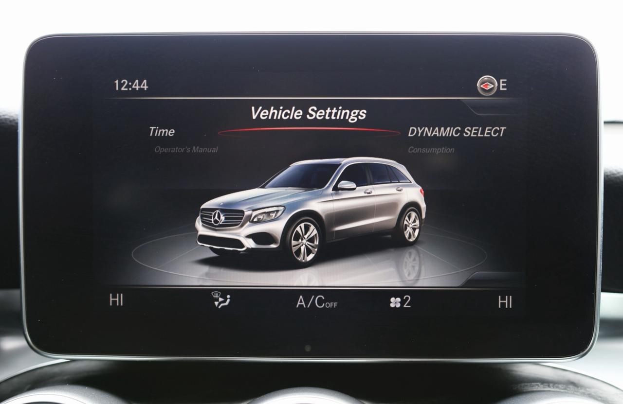 2019 Mercedes-Benz GLC-Class GLC300-4MATIC-AMG/NAV/B CAM/PANOROOF/BLIS/P SENSOR Photo