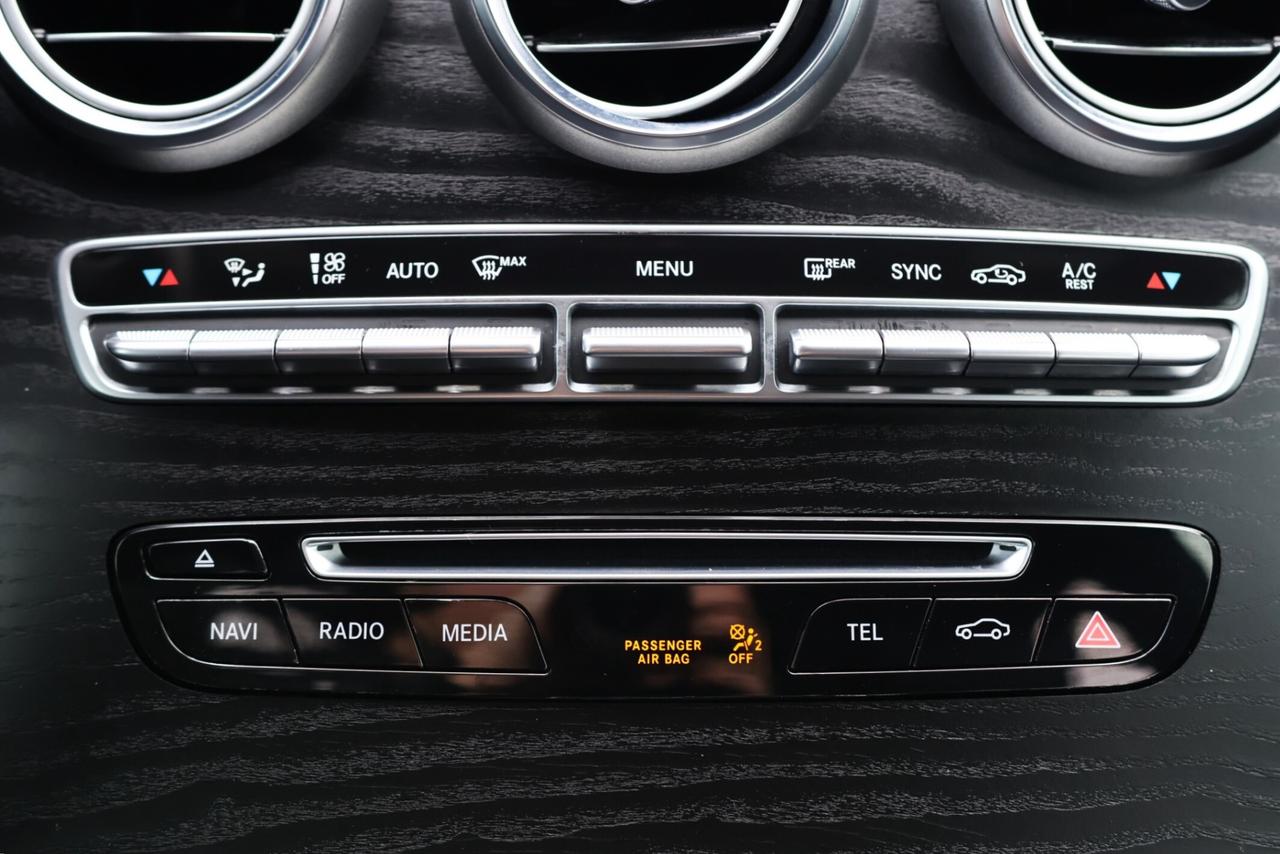 2019 Mercedes-Benz GLC-Class GLC300-4MATIC-AMG/NAV/B CAM/PANOROOF/BLIS/P SENSOR Photo