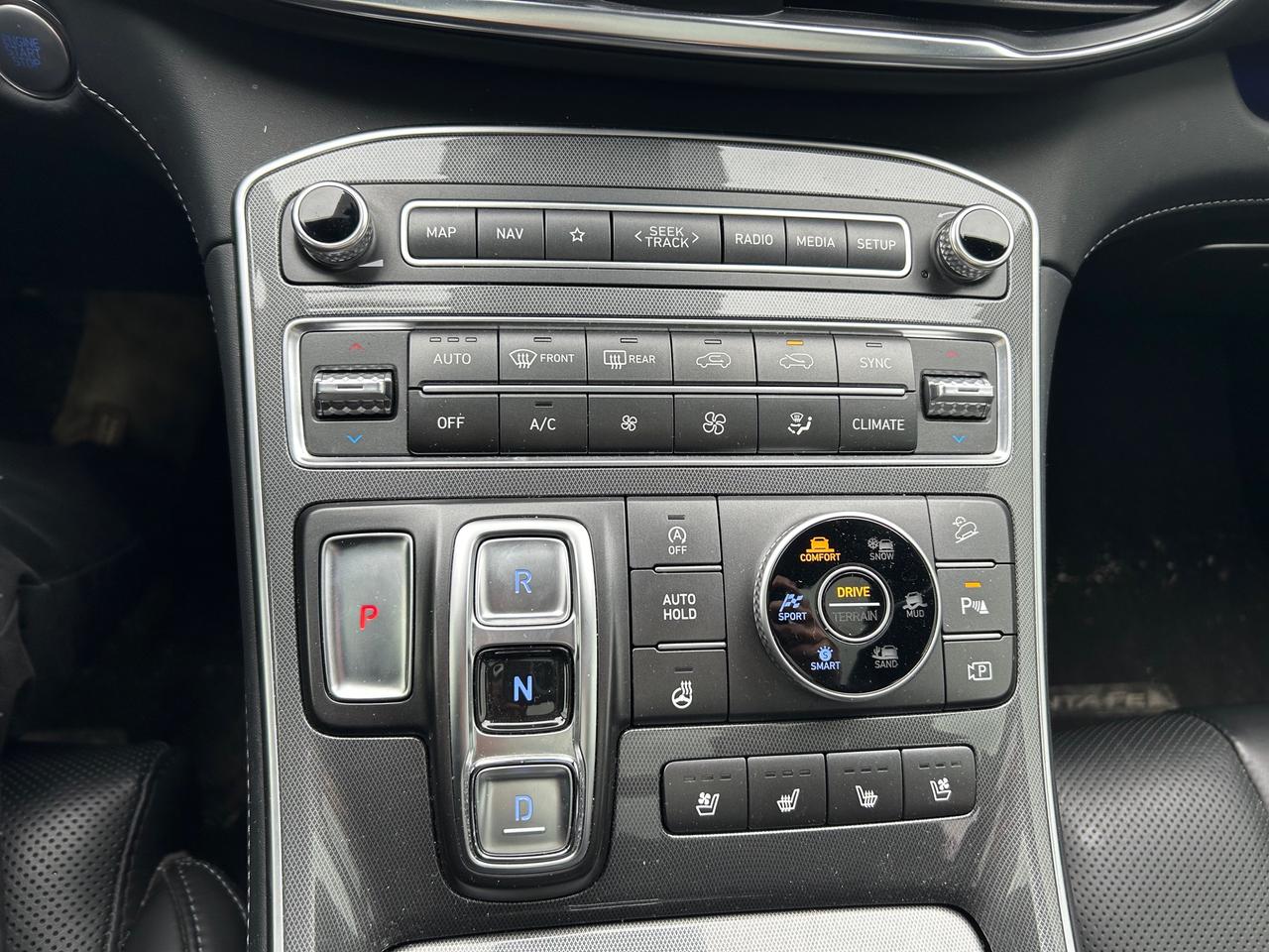 2022 Hyundai Santa Fe Ultimate Calligraphy 4dr All-Wheel Drive Photo