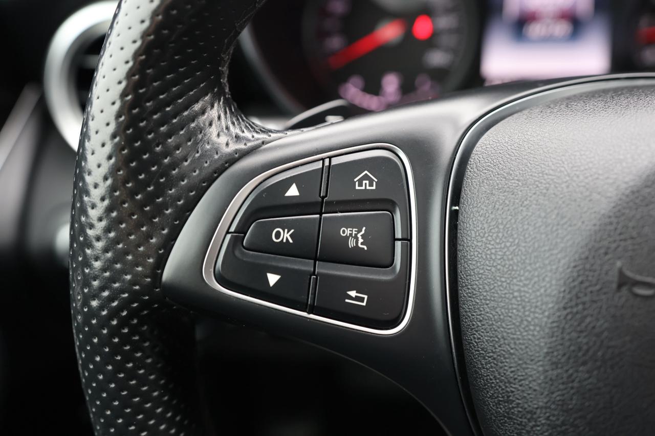 2019 Mercedes-Benz GLC-Class GLC300-4MATIC/NAV/360 CAM/PANOROOF/BLIS/P SENSORS/ Photo