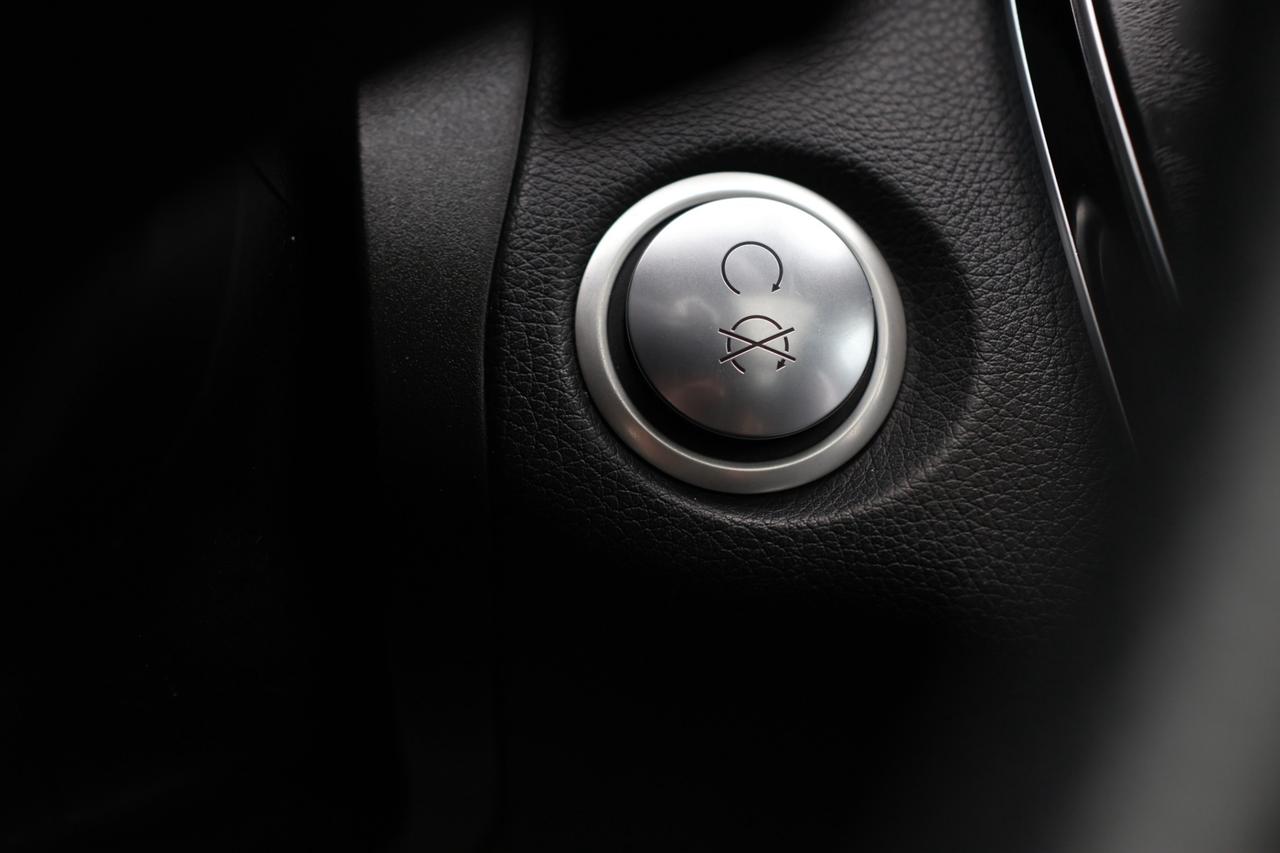 2019 Mercedes-Benz GLC-Class GLC300-4MATIC/NAV/360 CAM/PANOROOF/BLIS/P SENSORS/ Photo