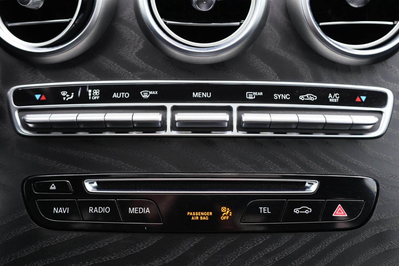 2019 Mercedes-Benz GLC-Class GLC300-4MATIC/NAV/360 CAM/PANOROOF/BLIS/P SENSORS/ Photo