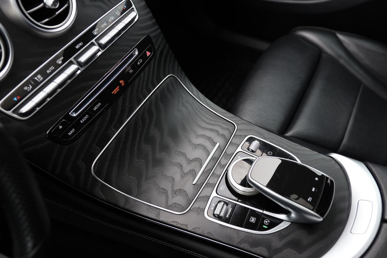 2019 Mercedes-Benz GLC-Class GLC300-4MATIC/NAV/360 CAM/PANOROOF/BLIS/P SENSORS/ Photo