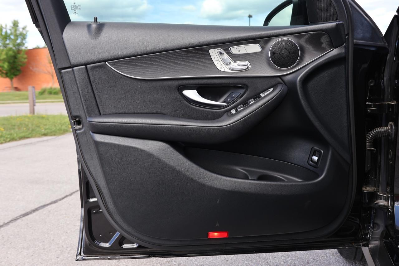 2019 Mercedes-Benz GLC-Class GLC300-4MATIC/NAV/360 CAM/BLIS/P SENSORS/PANOROOF/ Photo
