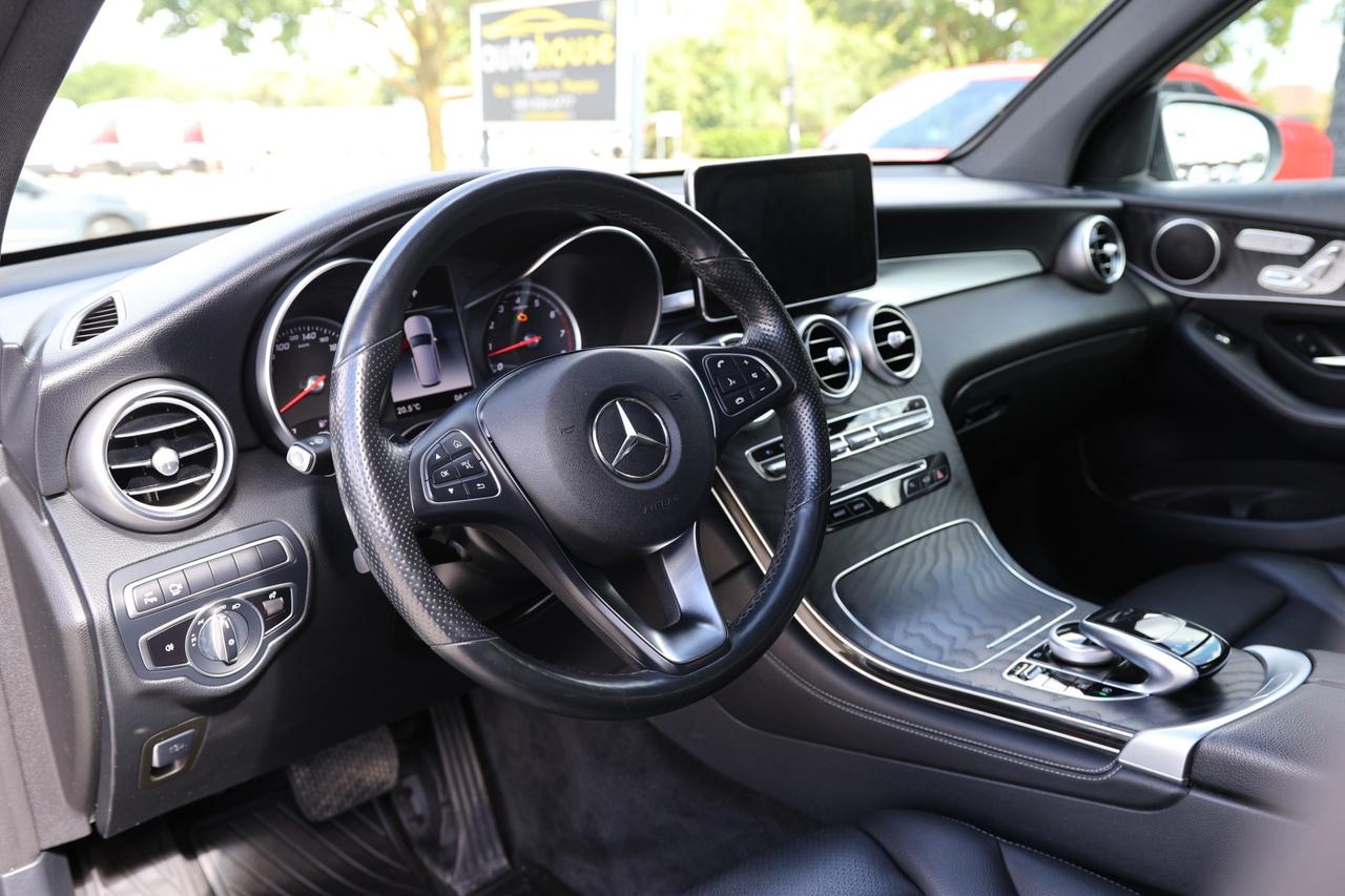 2019 Mercedes-Benz GLC-Class GLC300-4MATIC/NAV/360 CAM/BLIS/P SENSORS/PANOROOF/ Photo