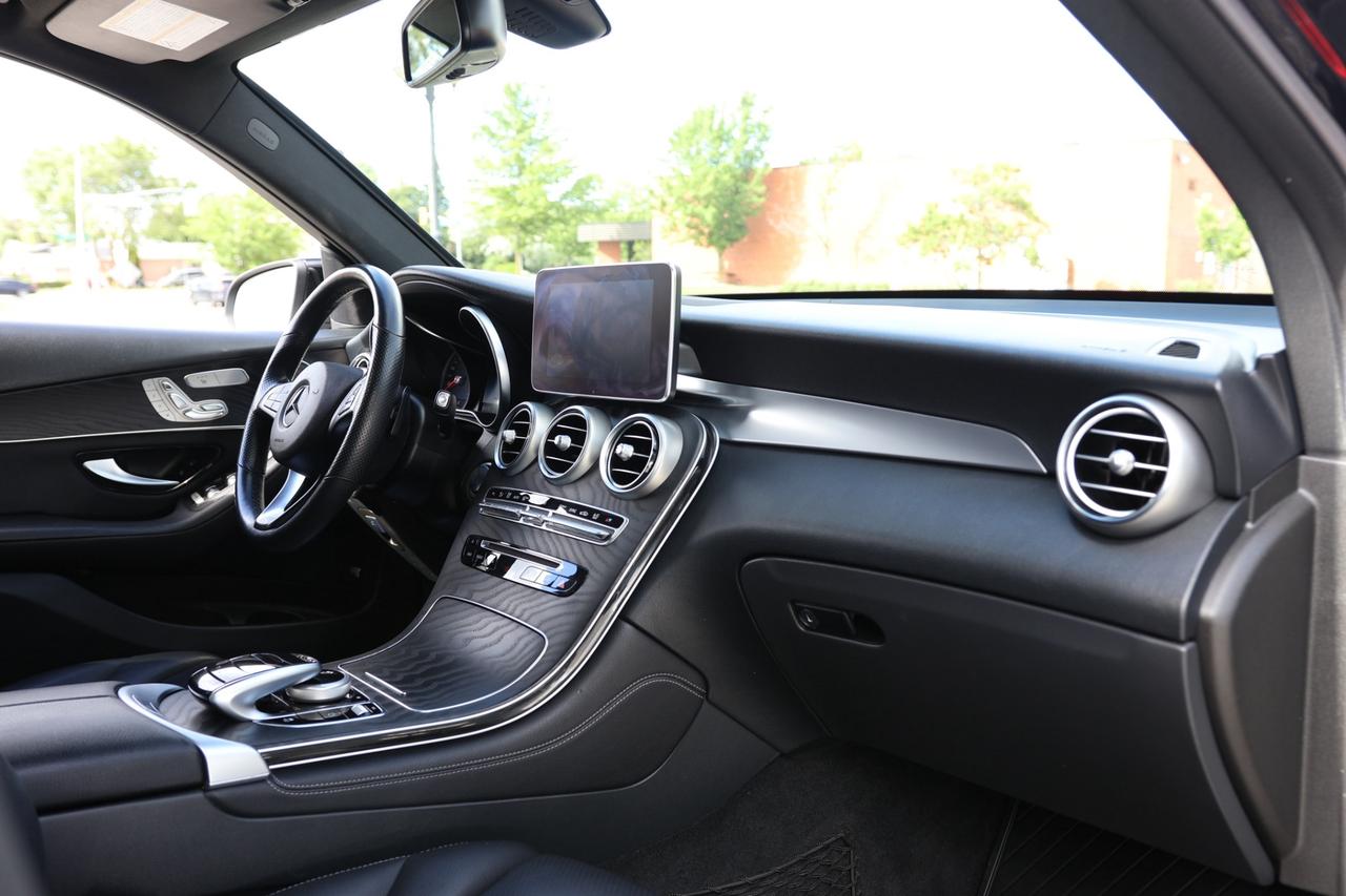 2019 Mercedes-Benz GLC-Class GLC300-4MATIC/NAV/360 CAM/BLIS/P SENSORS/PANOROOF/ Photo