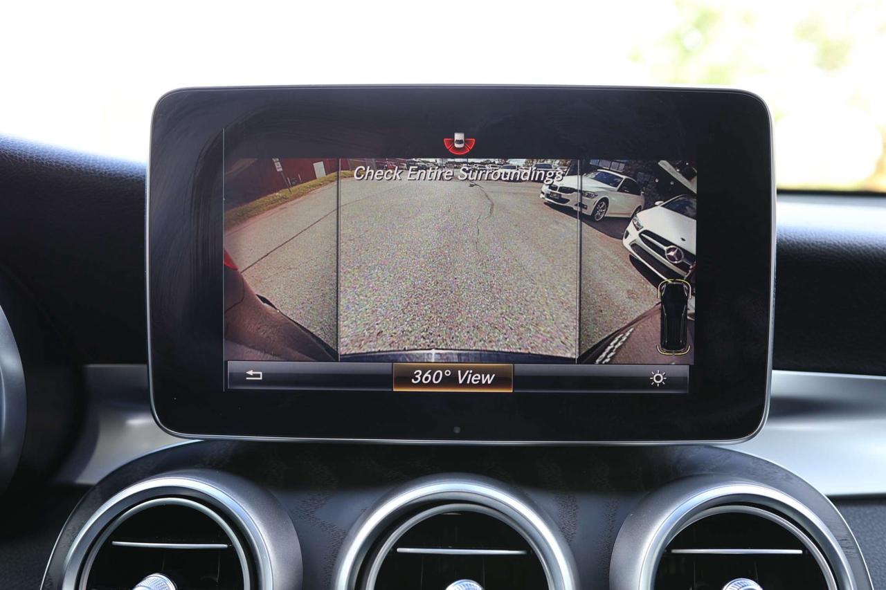 2019 Mercedes-Benz GLC GLC300-4MATIC/NAV/360 CAM/BLIS/P SENSORS/PANOROOF/LEATHER/H SEATS&STEERING/KEYLESS/BT/HEADLIGHT PKG Photo