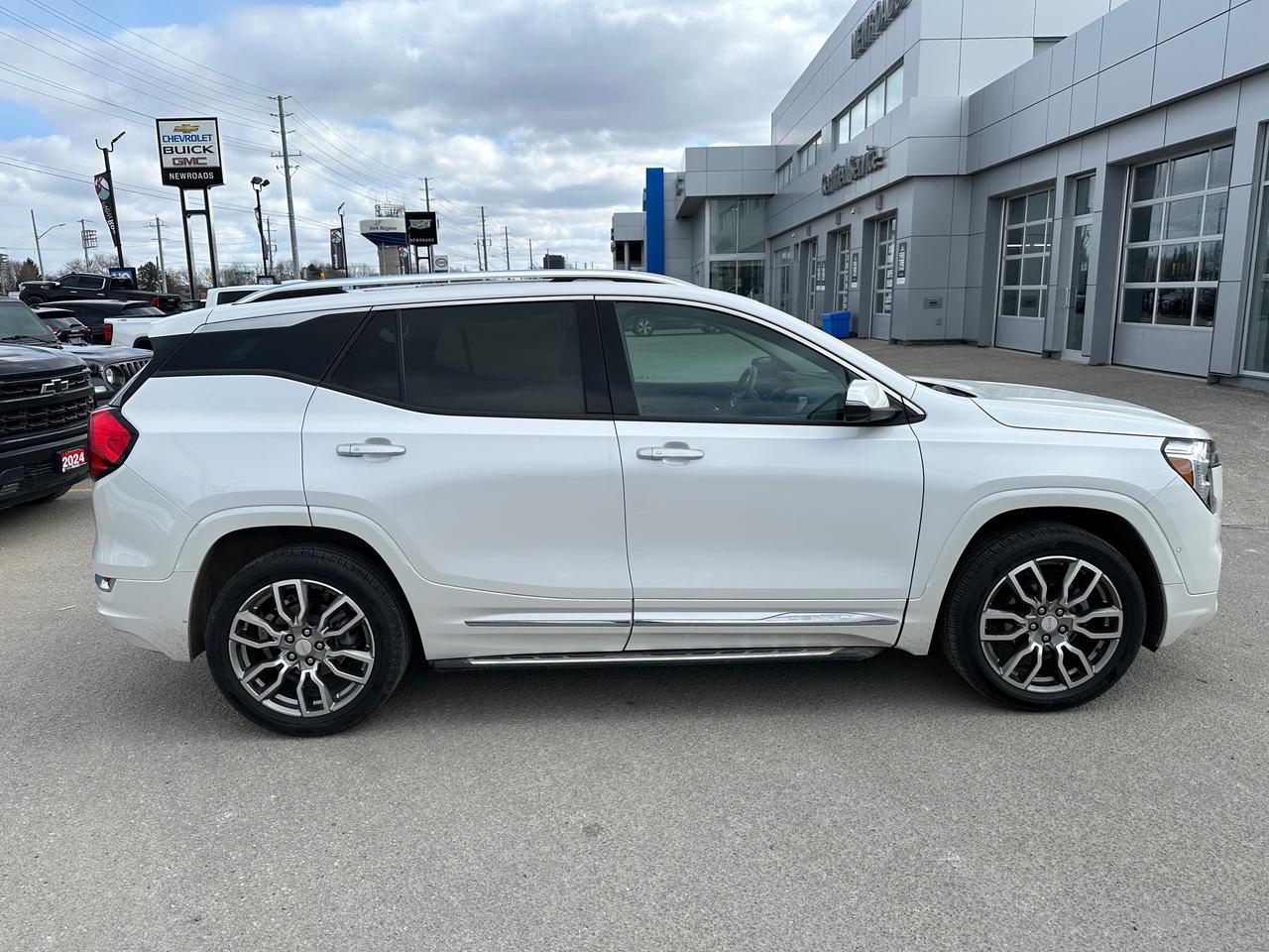 2024 GMC Terrain Denali 4dr All-Wheel Drive Photo