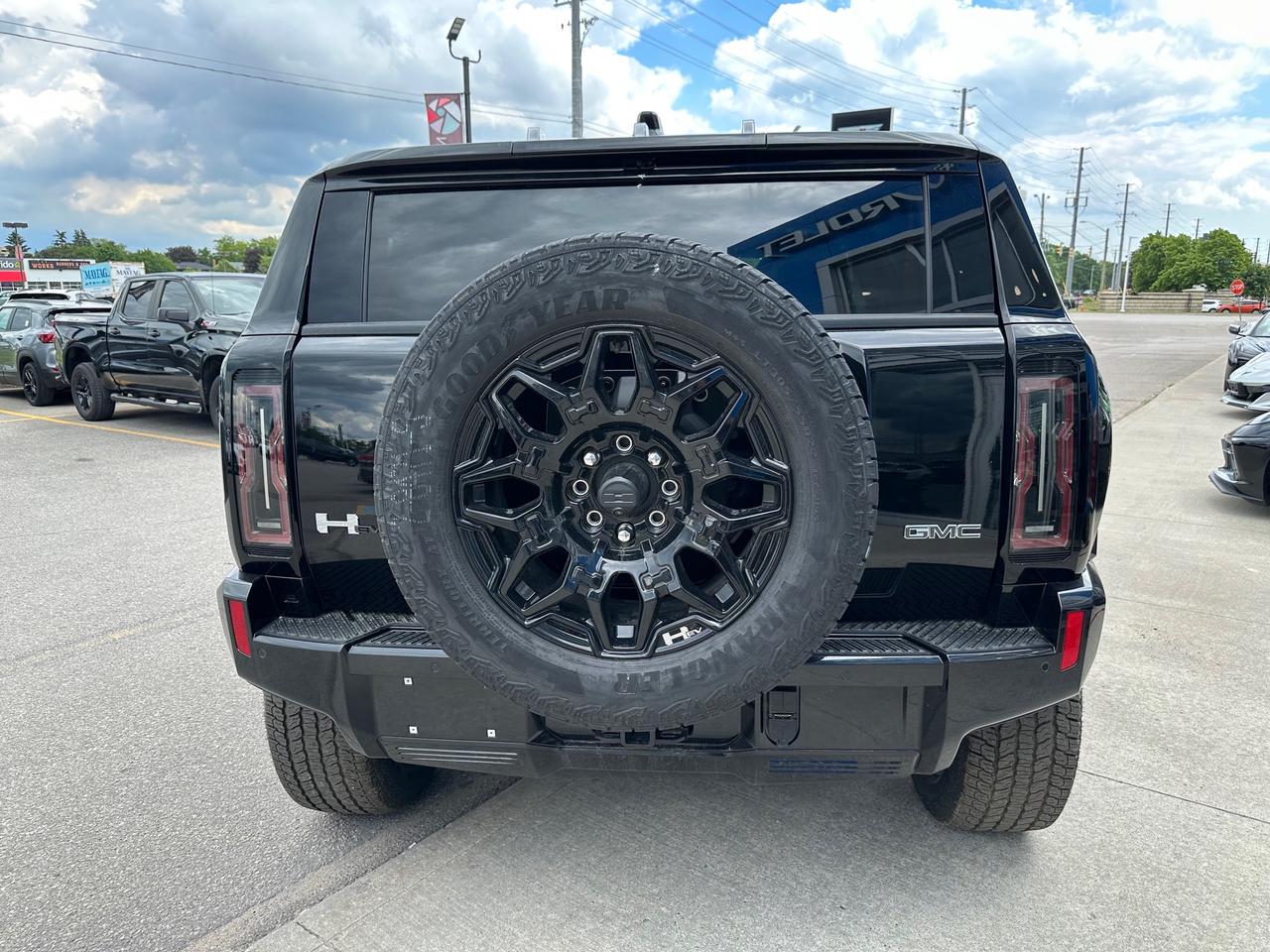 2026 GMC HUMMER EV SUV 2X w/1SF 4dr All-Wheel Drive Photo