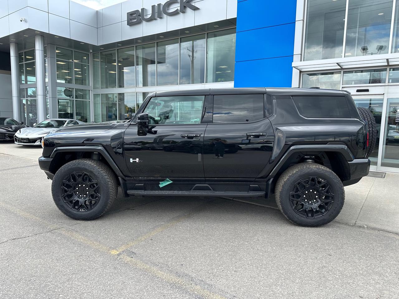 2026 GMC HUMMER EV SUV 2X w/1SF 4dr All-Wheel Drive Photo