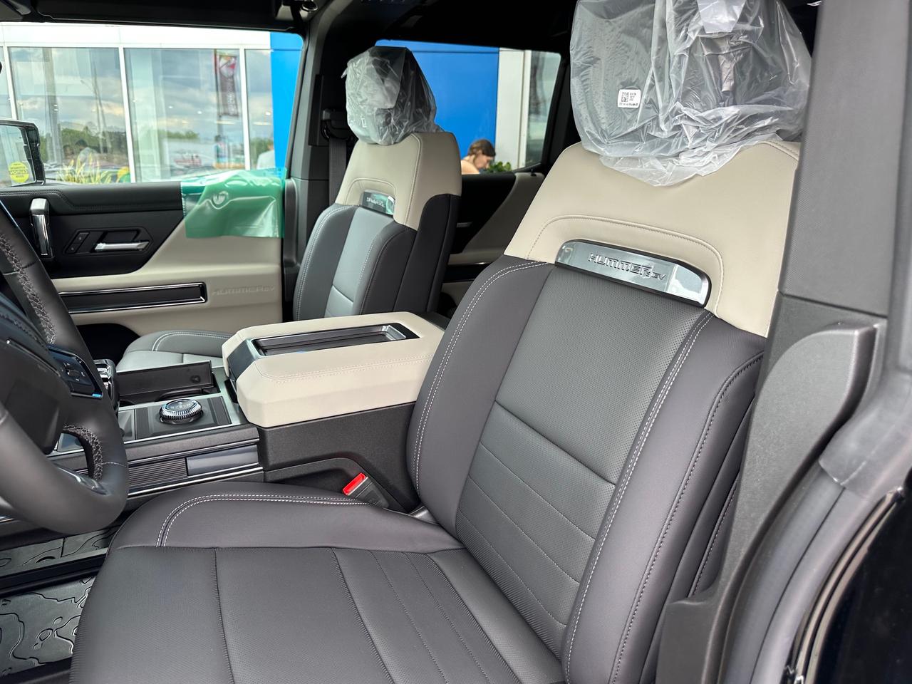 2026 GMC HUMMER EV SUV 2X w/1SF 4dr All-Wheel Drive Photo