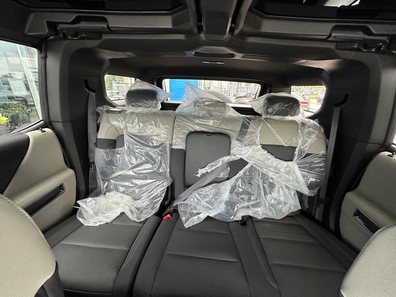 2026 GMC HUMMER EV SUV 2X w/1SF 4dr All-Wheel Drive Photo