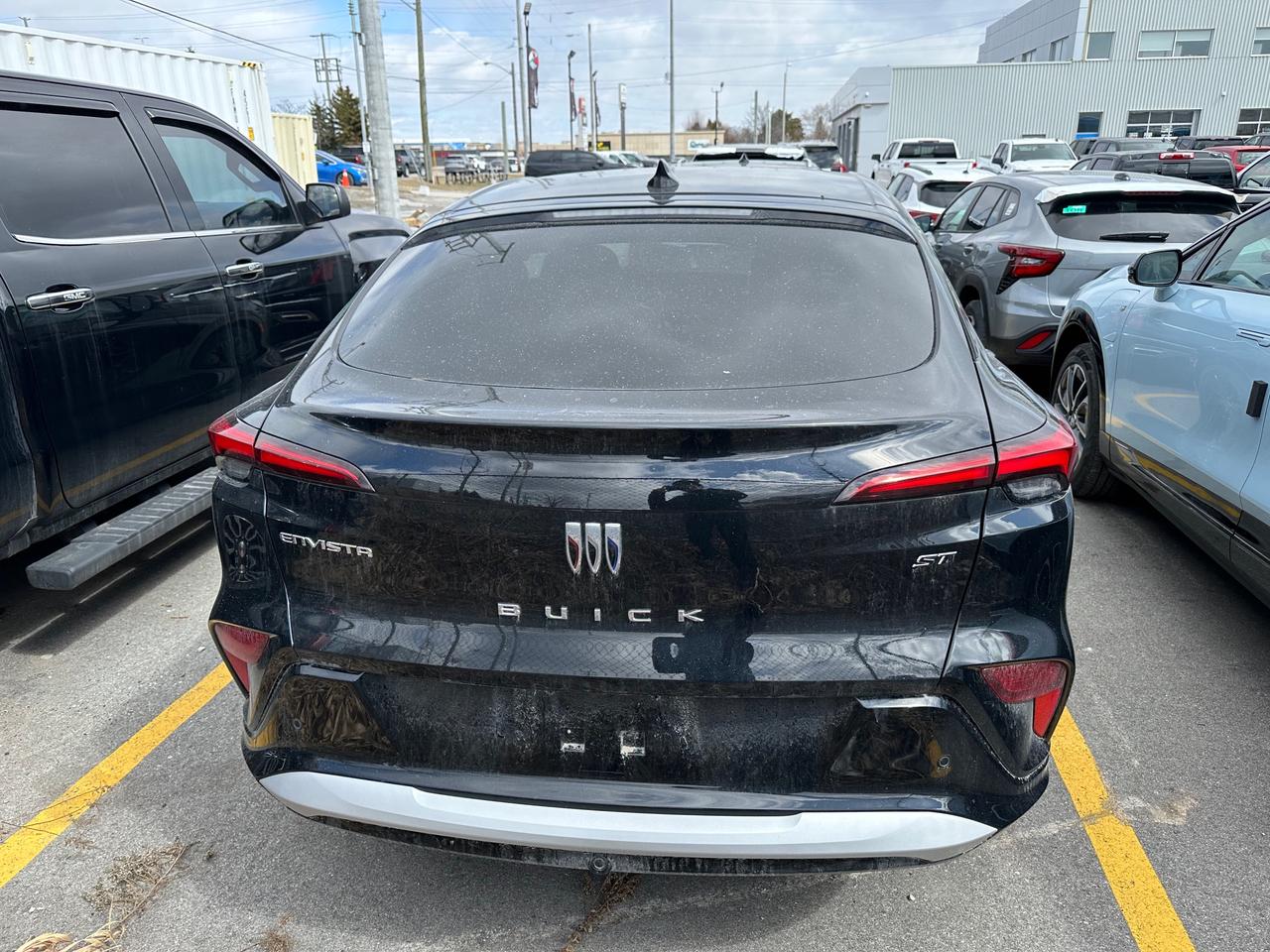 2024 Buick Envista Sport Touring 4dr Front-Wheel Drive Photo