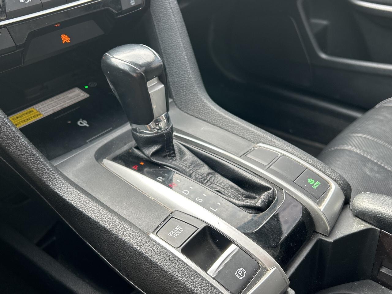 2018 Honda Civic Sedan Touring Leather  Navigation  Sunroof  CarPlay Photo