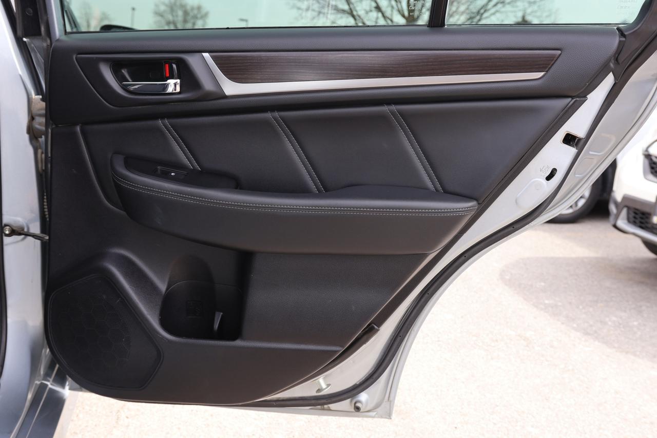 2018 Subaru Legacy LIMITED-3.6R-AWD-EYESIGHT PKG/NAV/ADAPT CRUISE/BCA Photo