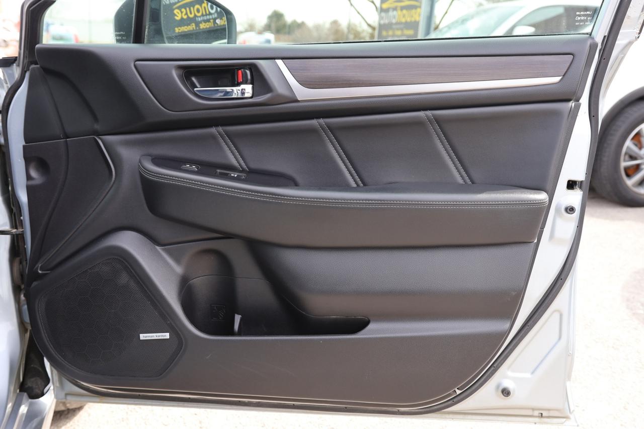 2018 Subaru Legacy LIMITED-3.6R-AWD-EYESIGHT PKG/NAV/ADAPT CRUISE/BCA Photo