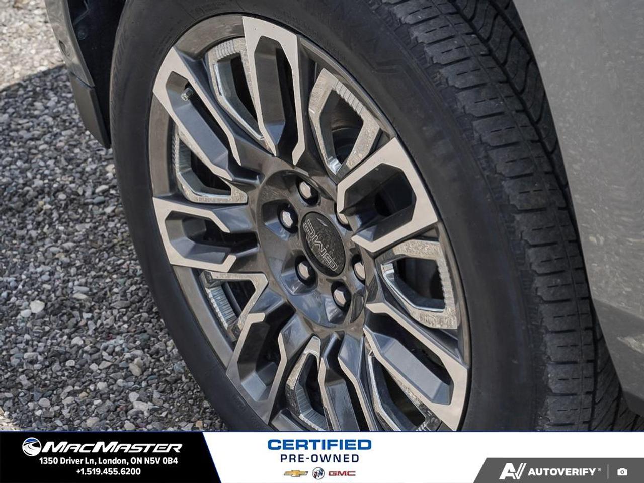 2023 GMC Yukon Denali Ultimate 4x4 Photo