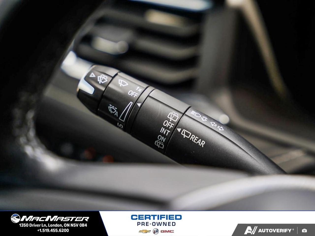 2023 GMC Yukon Denali Ultimate 4x4 Photo
