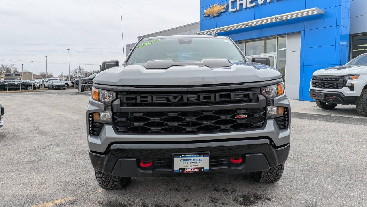 2024 Chevrolet Silverado 1500 Crew Cab Standard Box 4-Wheel Drive Custom Trail Boss Photo