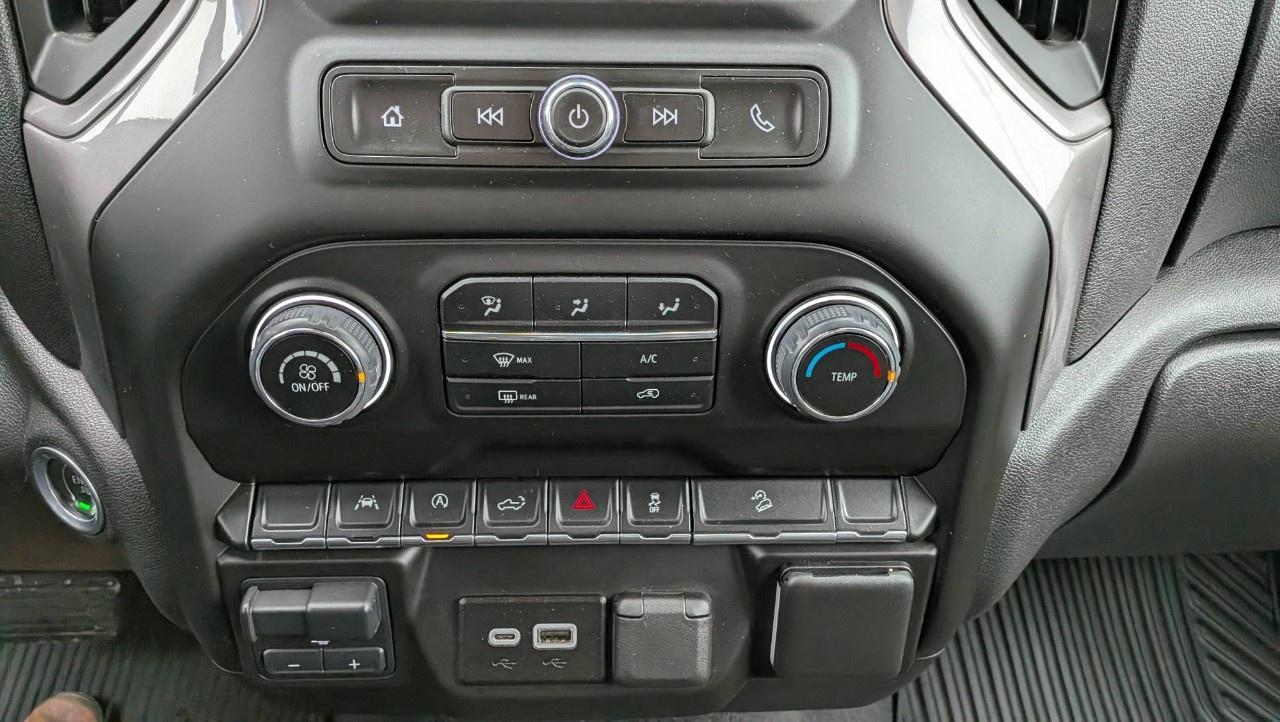 2024 Chevrolet Silverado 1500 Crew Cab Standard Box 4-Wheel Drive Custom Trail Boss Photo