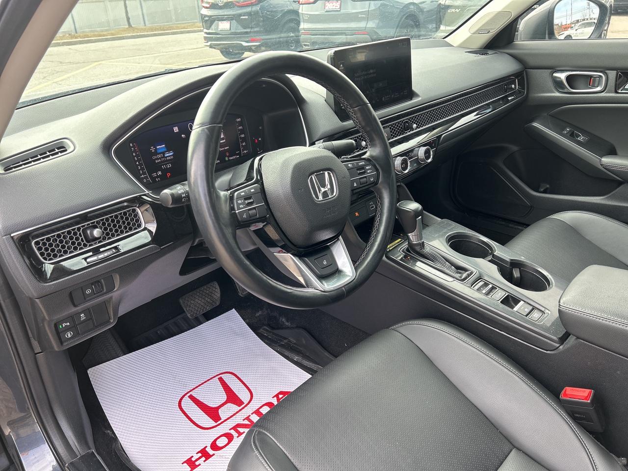 2022 Honda Civic Sedan Touring Leather  Navigation  Sunroof  CarPlay Photo
