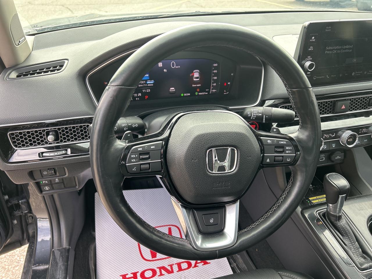 2022 Honda Civic Sedan Touring Leather  Navigation  Sunroof  CarPlay Photo