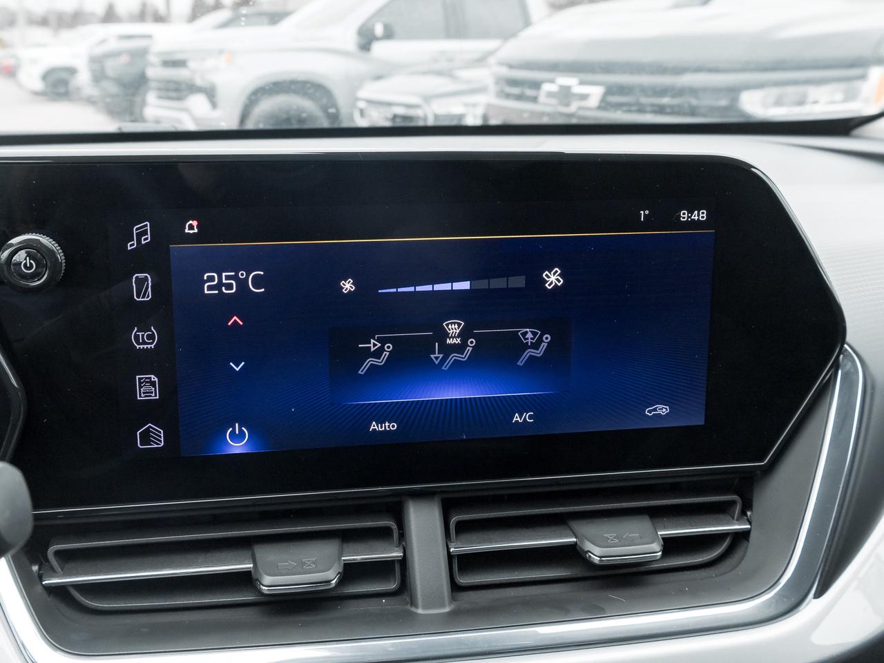 2025 Chevrolet Trax LT 4dr Front-Wheel Drive Photo