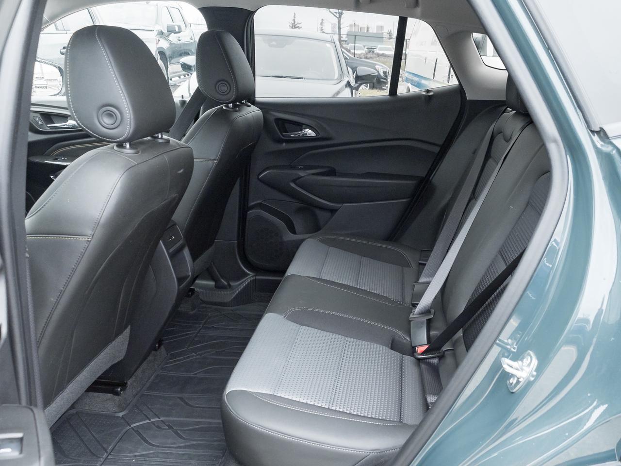 2025 Chevrolet Trax LT 4dr Front-Wheel Drive Photo