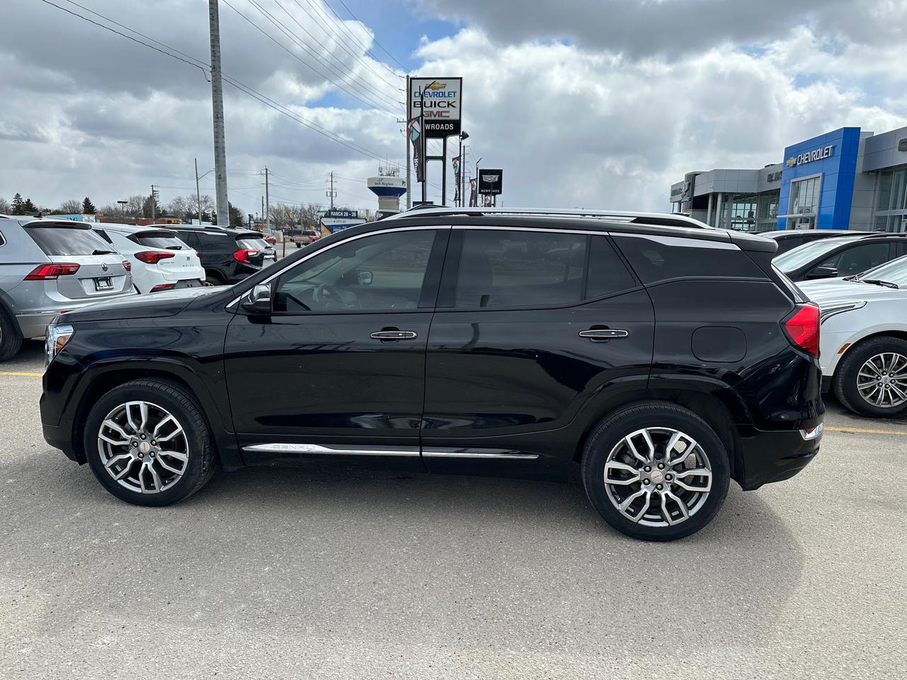 2024 GMC Terrain Denali 4dr All-Wheel Drive Photo3