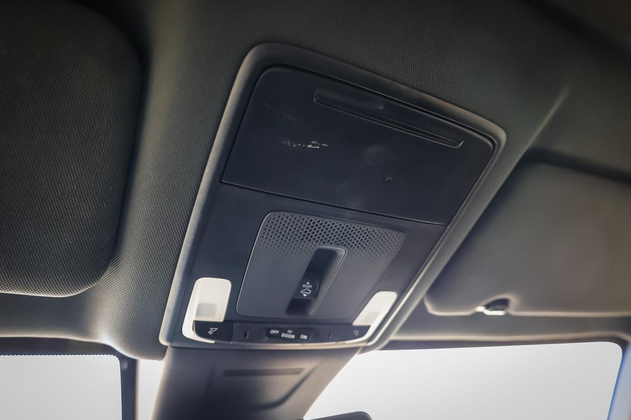 2025 Honda CR-V Hybrid EX-L 4dr All-Wheel Drive Photo