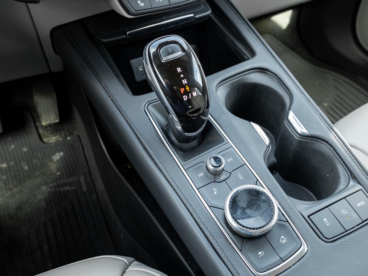 2020 Cadillac XT4 Luxury AWD   Sunroof   Heated Seats   Remote start Photo