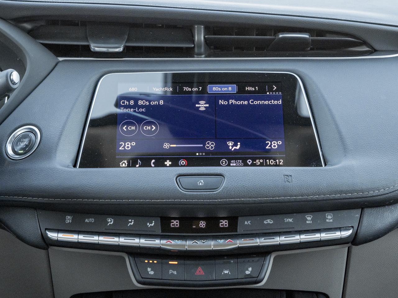 2020 Cadillac XT4 Luxury AWD   Sunroof   Heated Seats   Remote start Photo