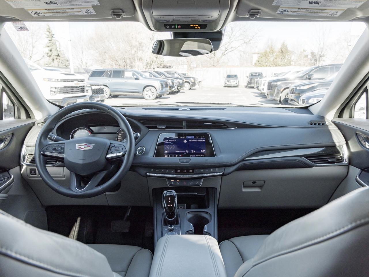 2020 Cadillac XT4 Luxury AWD   Sunroof   Heated Seats   Remote start Photo