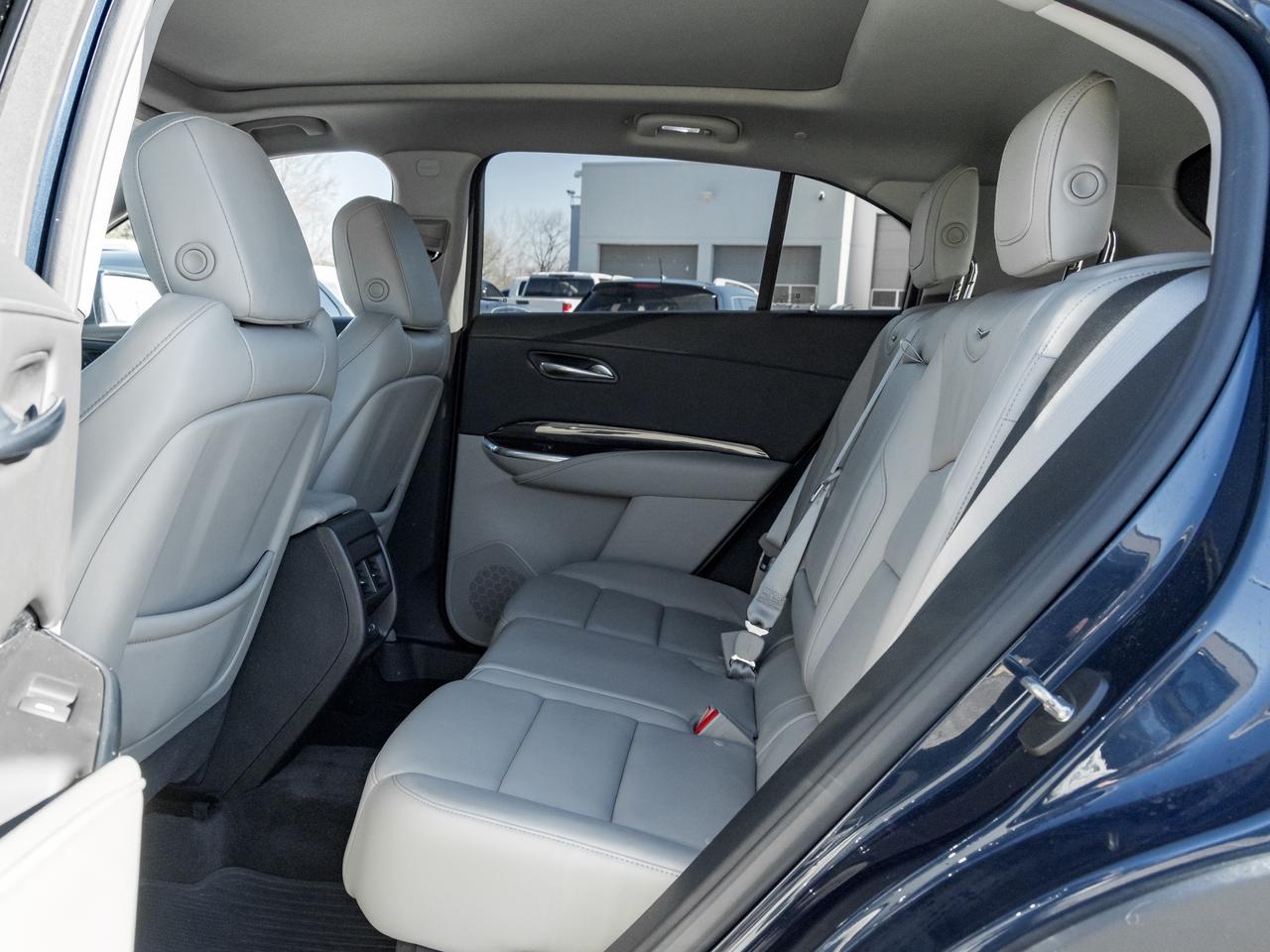 2020 Cadillac XT4 Luxury AWD   Sunroof   Heated Seats   Remote start Photo