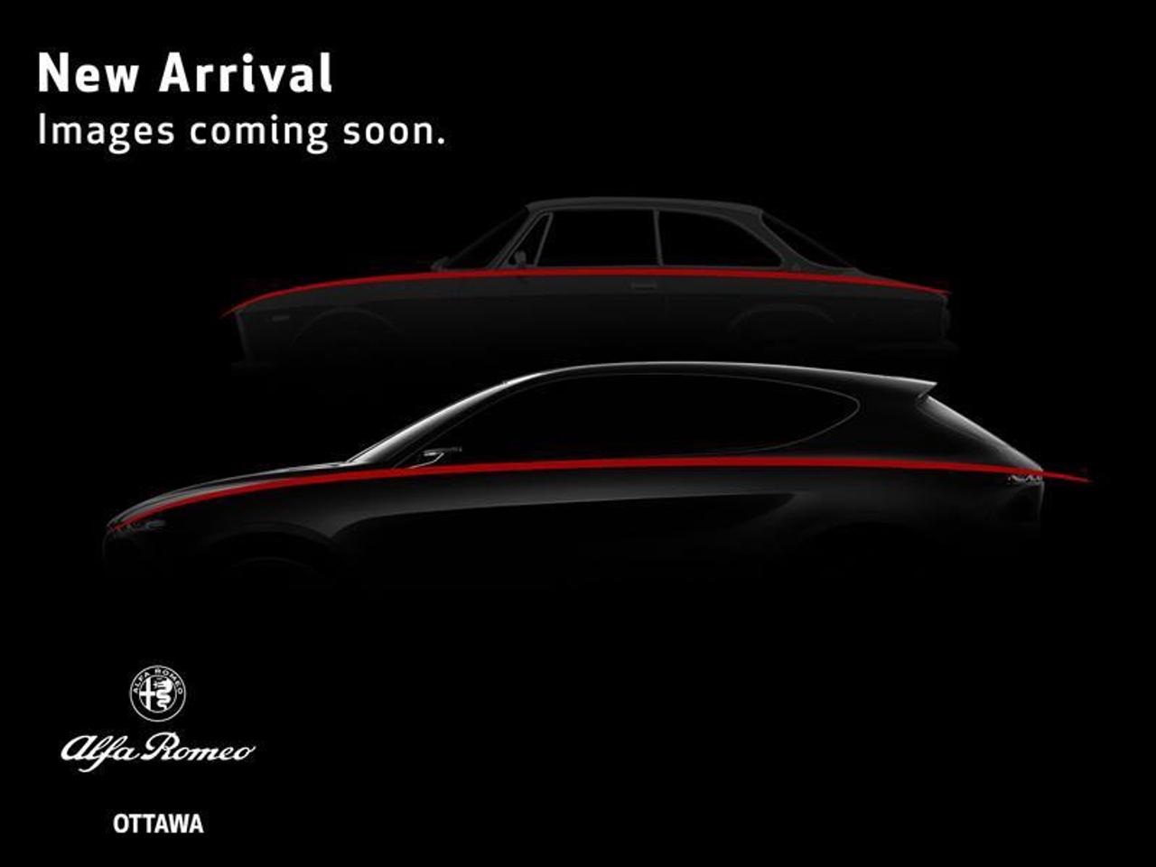 2023 Toyota Corolla Cross L AWD Photo0