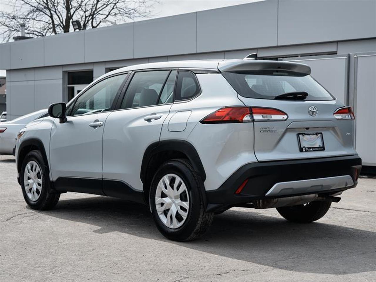 2023 Toyota Corolla Cross L AWD Photo