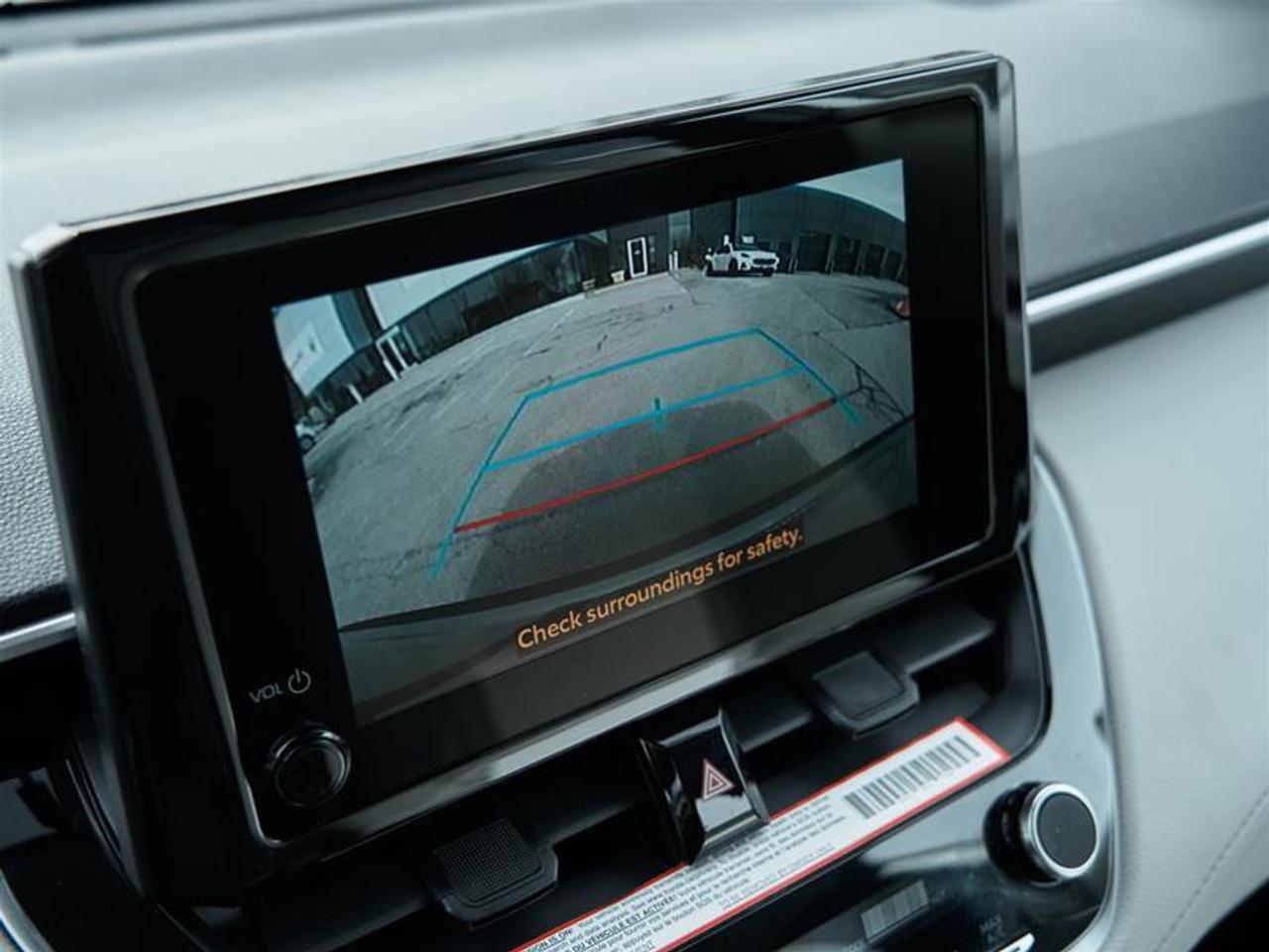2023 Toyota Corolla Cross L AWD Photo