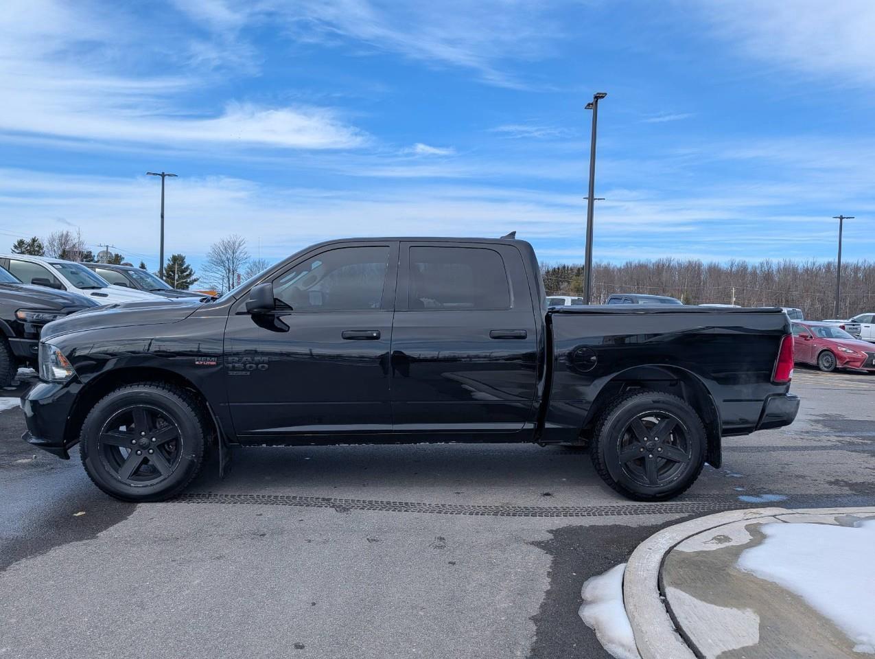 2020 RAM 1500 Classic ST NO ACCIDENTS Photo