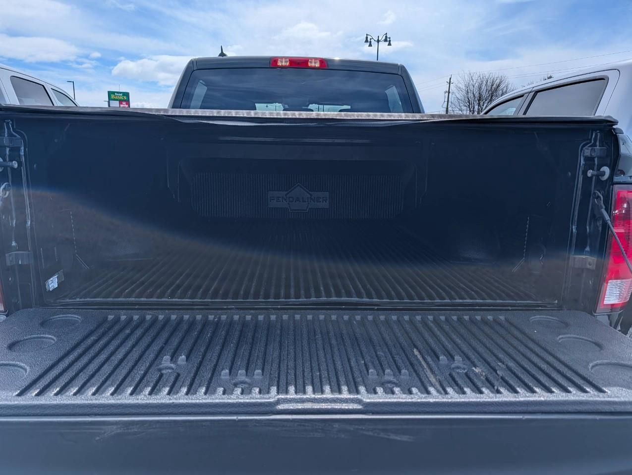 2020 RAM 1500 Classic ST NO ACCIDENTS Photo