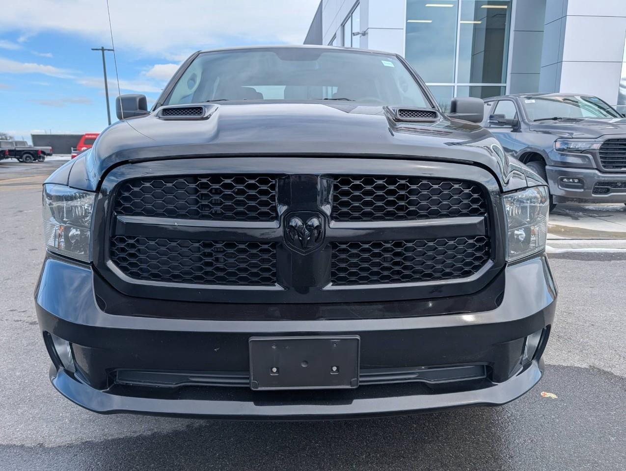 2020 RAM 1500 Classic ST NO ACCIDENTS Photo