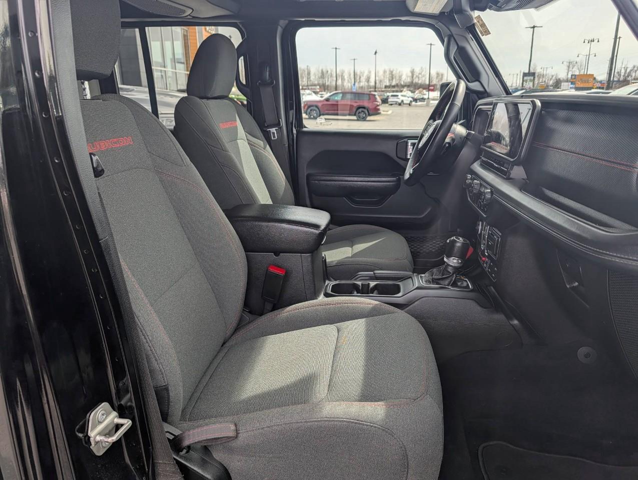 2024 Jeep Wrangler Rubicon NO ACCIDENTS / Extreme OFF ROAD package wi Photo4