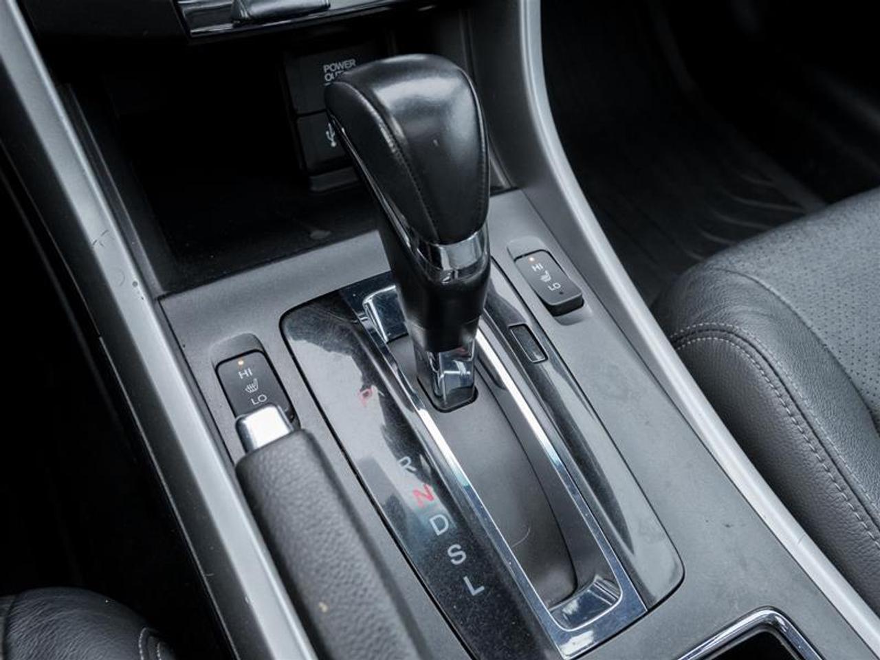 2013 Honda Accord EX-L (CVT) 4dr Sedan Photo